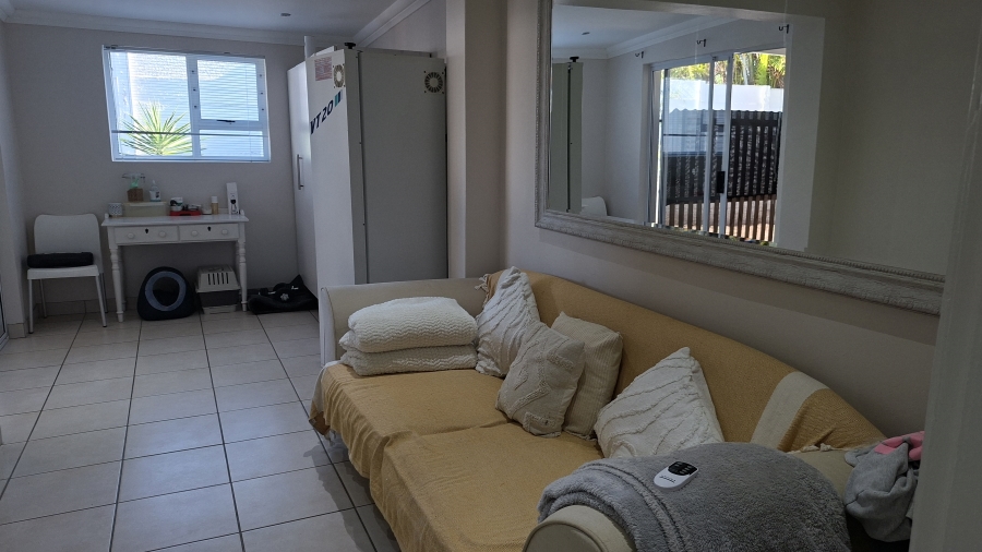 4 Bedroom Property for Sale in Gonubie Eastern Cape